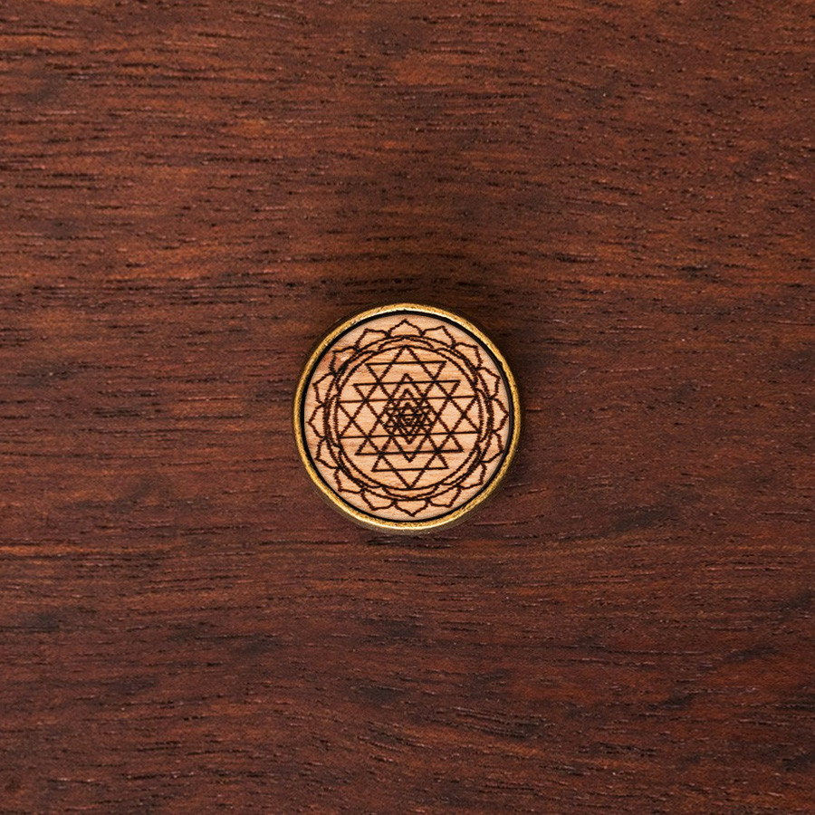 Sri Yantra Armkette Holzschmuck aus Naturholz / Anhänger