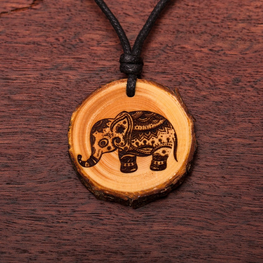 Elefant Kette Holzschmuck aus Naturholz / Anhänger