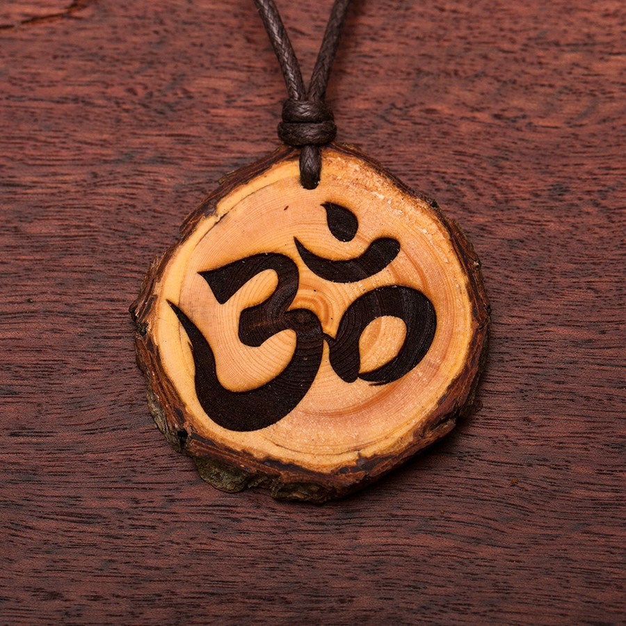Om Kette Holzschmuck aus Naturholz / Anhänger