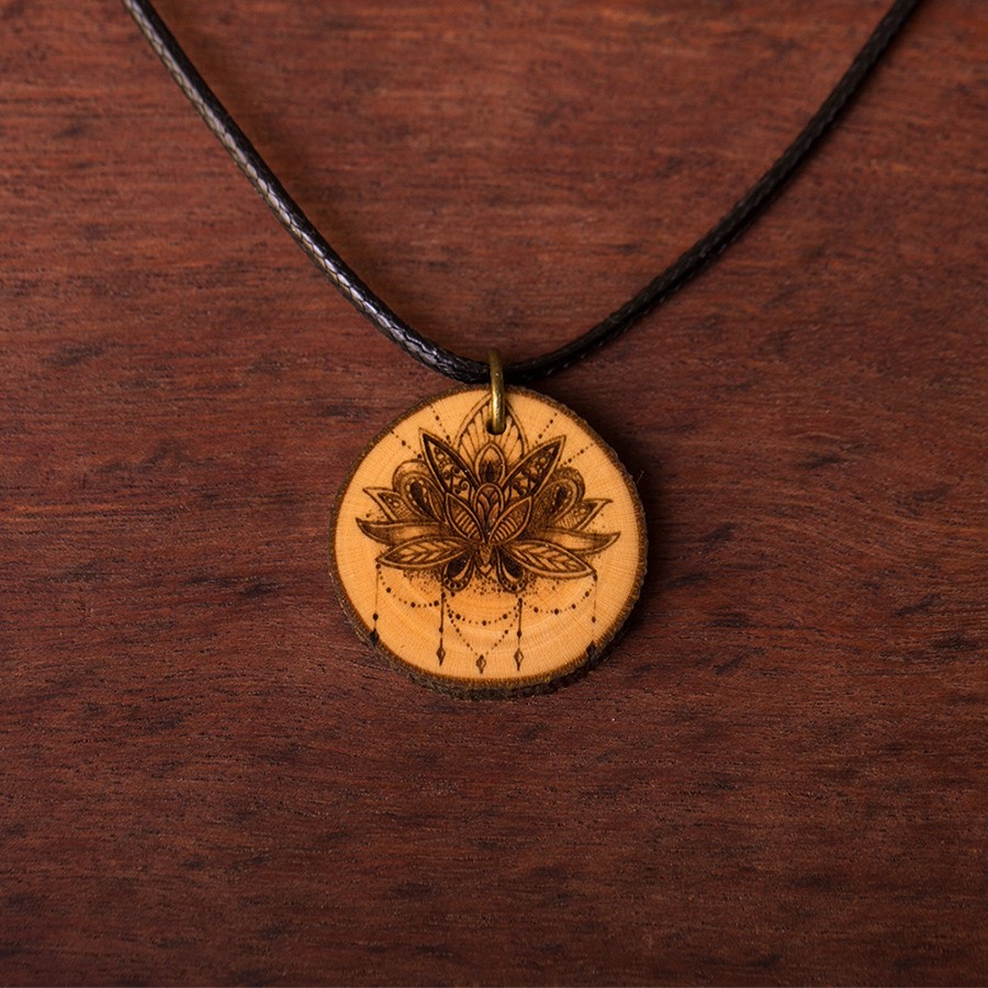 Lotus Flower Kette Holzschmuck aus Naturholz / Anhänger