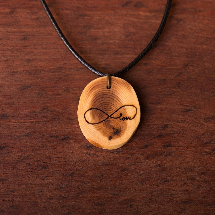 Endlosschleife Love Kette Holzschmuck aus Naturholz / Anhänger