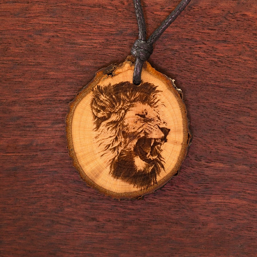 Löwe 2 Kette Holzschmuck aus Naturholz / Anhänger