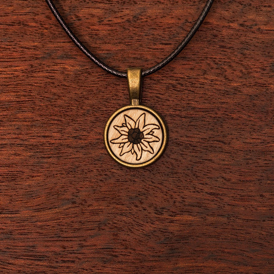 Edelweiß Kette Holzschmuck aus Naturholz / Anhänger