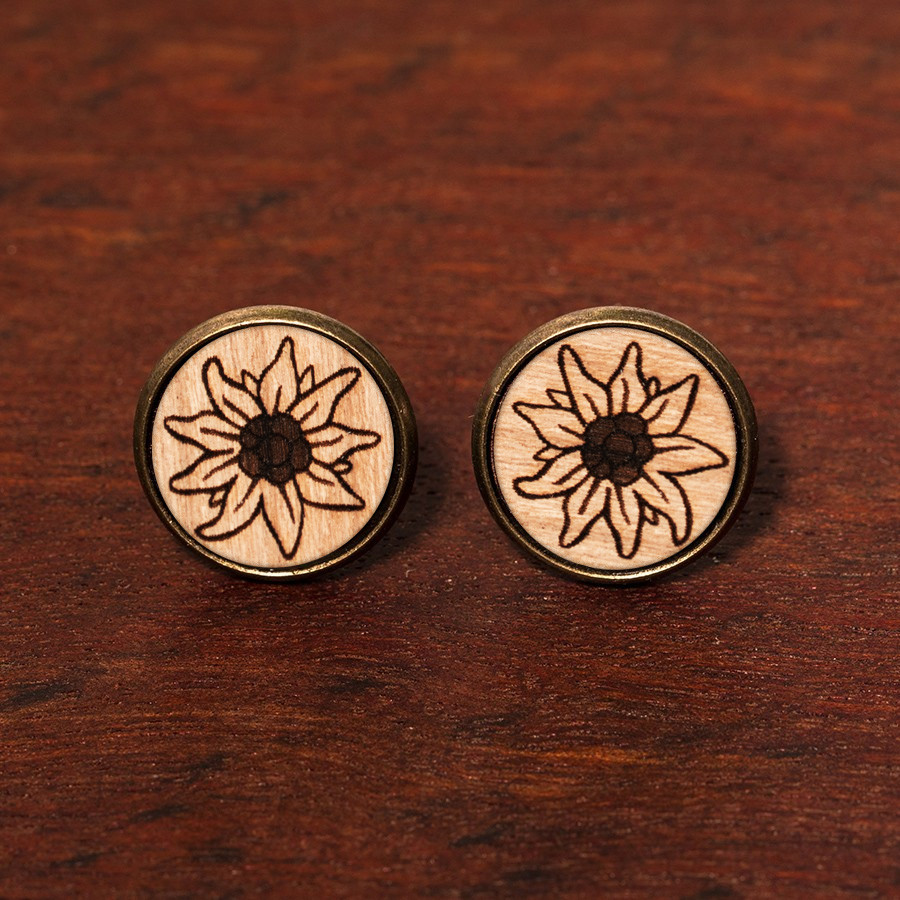 Edelweiß Ohrstecker Holzschmuck aus Naturholz / Anhänger