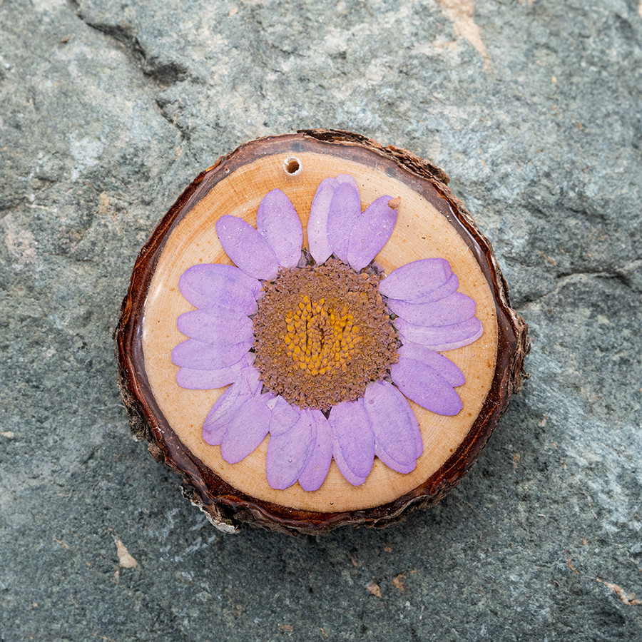 Zirbenblüte 5314 Kette Holzschmuck aus Naturholz / Anhänger