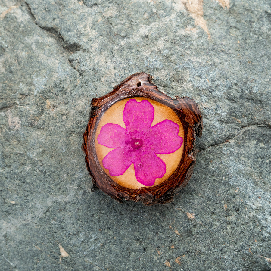 Zirbenblüte 5349 Kette Holzschmuck aus Naturholz / Anhänger