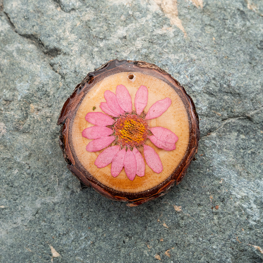 Zirbenblüte 5354 Kette Holzschmuck aus Naturholz / Anhänger