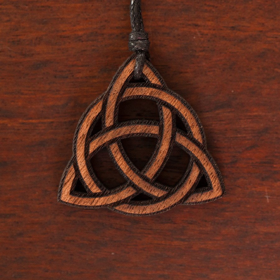 Triquetra Kupfereiche Kette Holzschmuck aus Naturholz / Anhänger