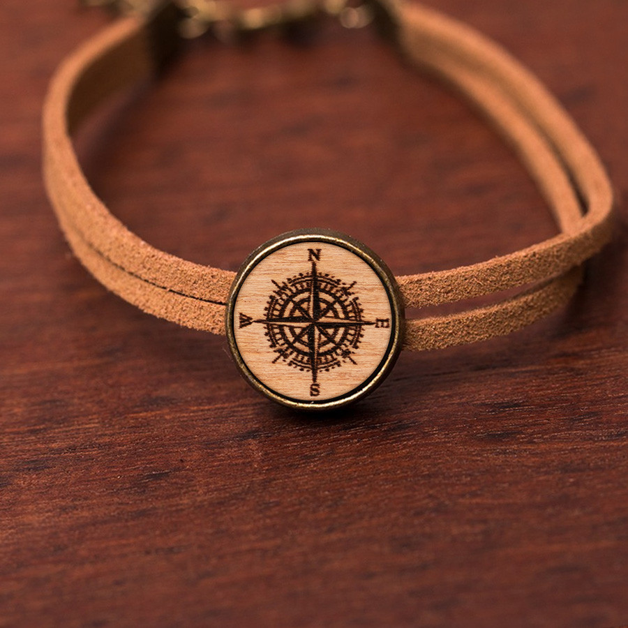 Kompass Armkette Holzschmuck aus Naturholz / Anhänger